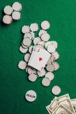 Free spins round with multiplier display